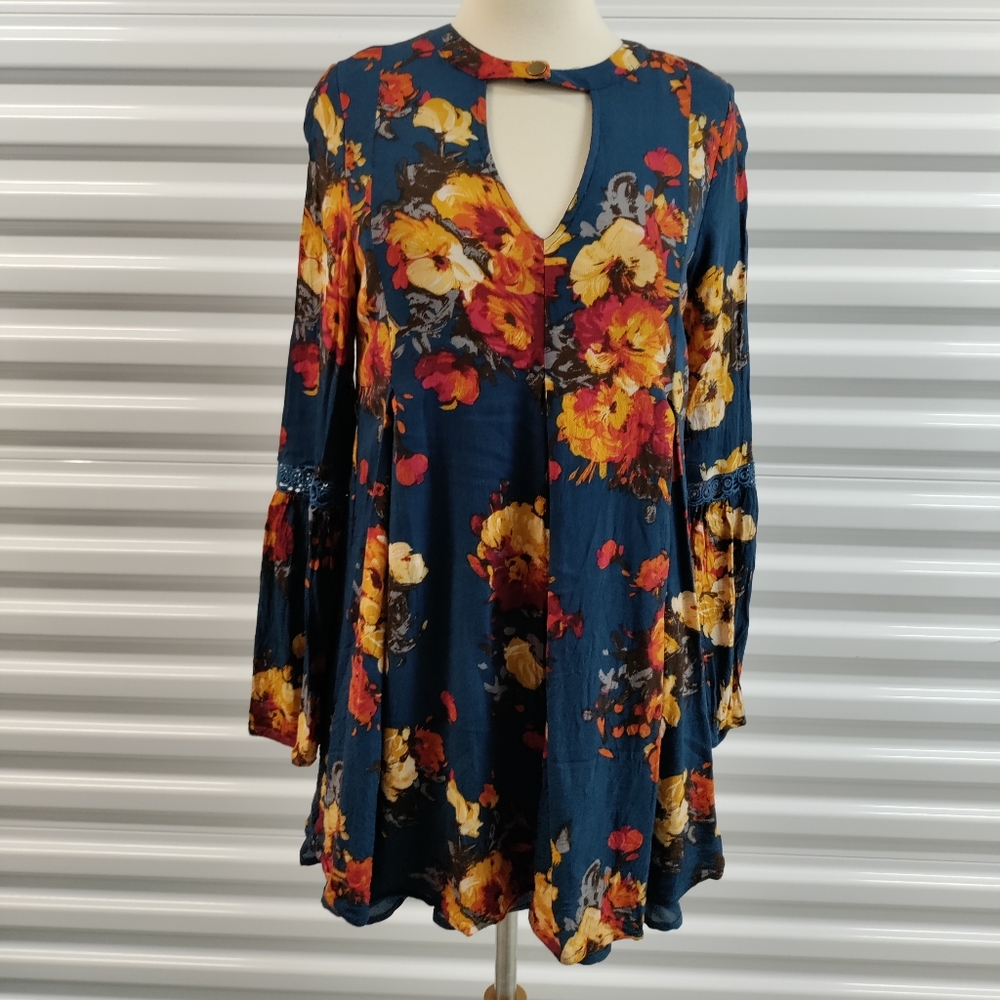 Blu Pepper | Floral Longline Tunic Blouse Top Size Small /Navy